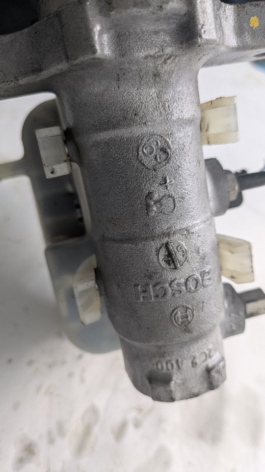 2009 JEEP WRANGLER BRAKE MASTER CYL - 491048 — photo 4
