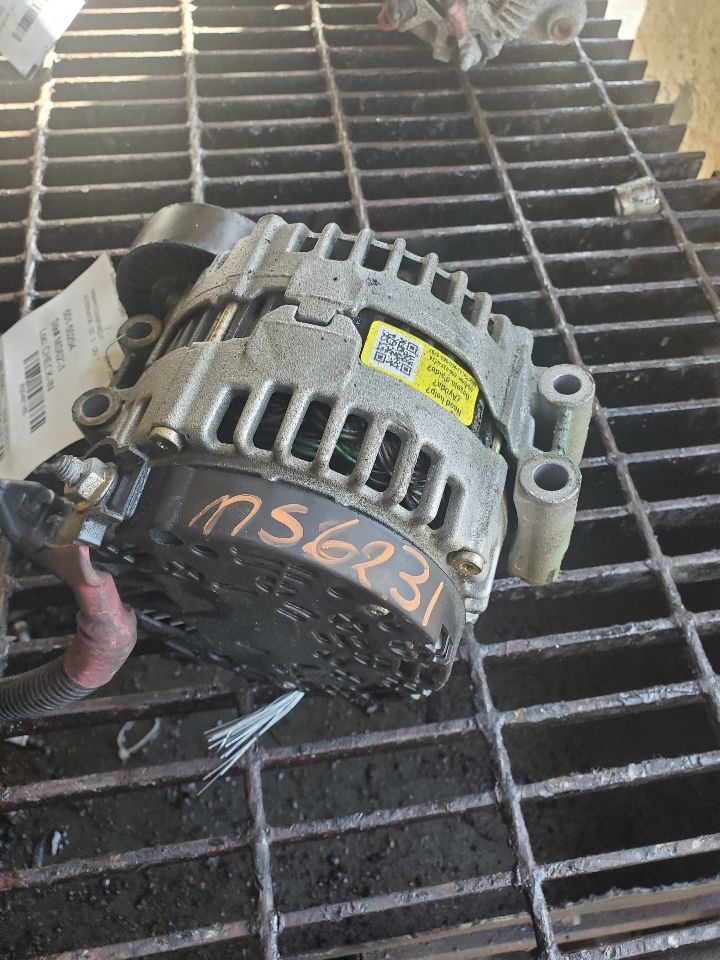 2011 BMW 328i ALTERNATOR - 491165 — photo 1