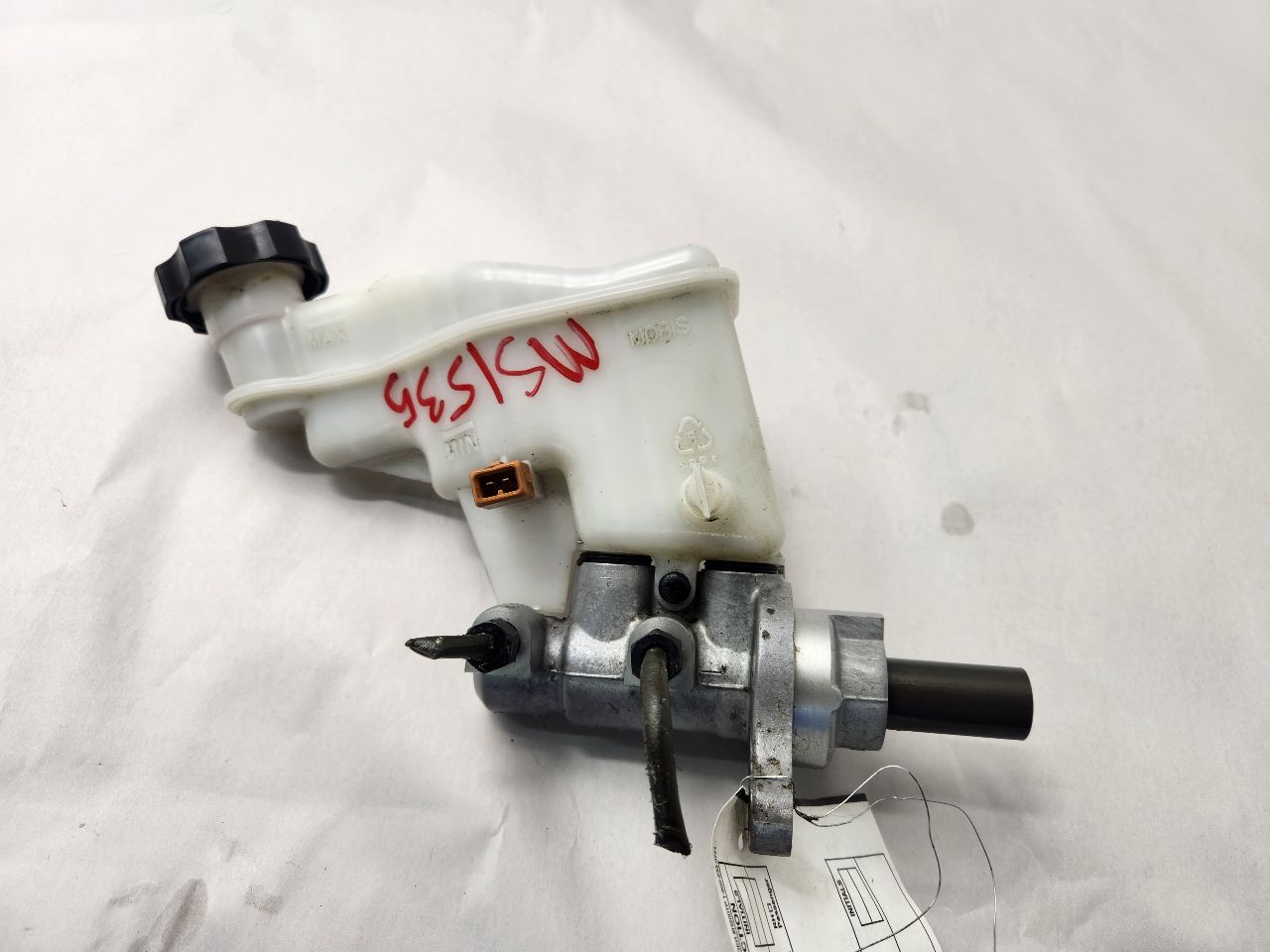 2016 KIA FORTE BRAKE MASTER CYL - 491297 — photo 2