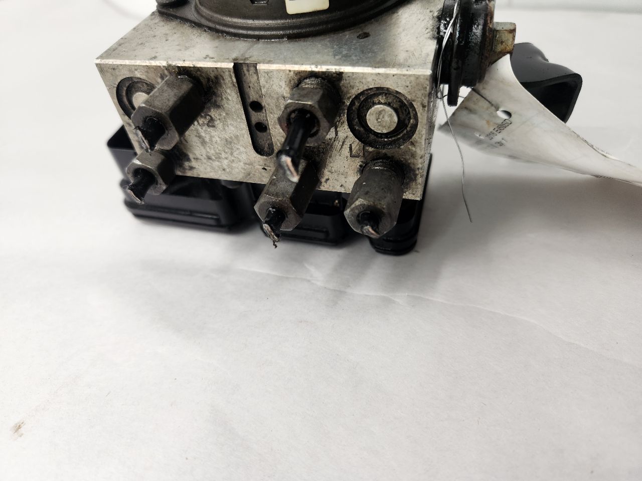 2016 FORD VAN Anti-lock Brake Pts - 491323 — photo 2