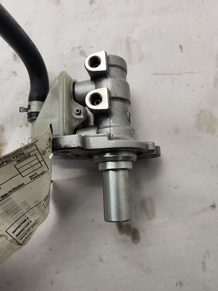 2012 NISSAN QUEST BRAKE MASTER CYL - 491329
