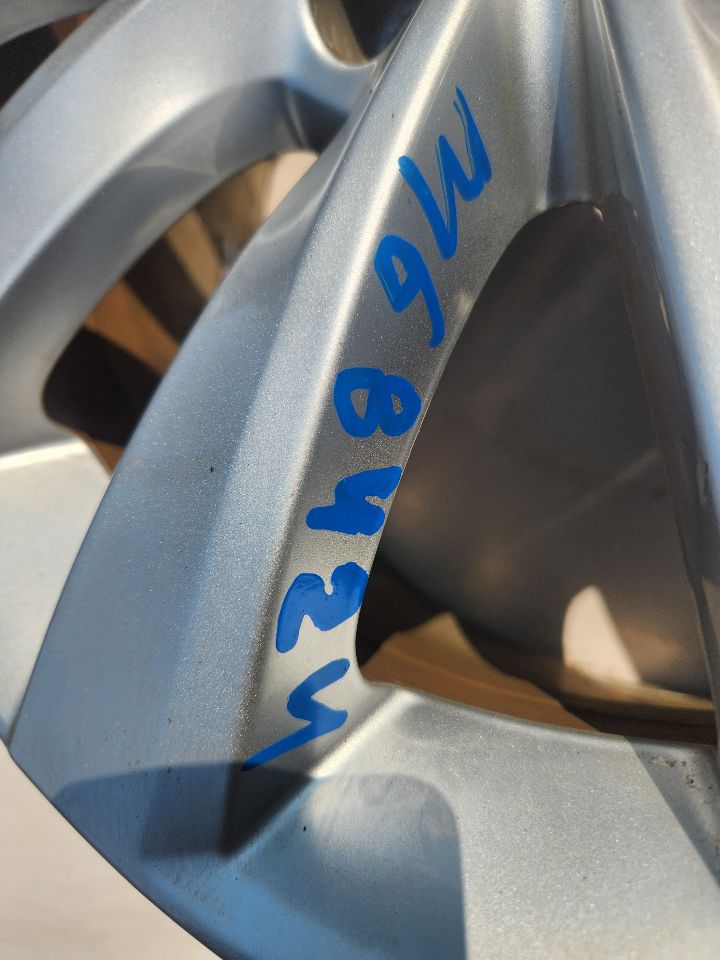 2015 VOLKSWAGEN PASSAT WHEEL - 491343 — photo 3