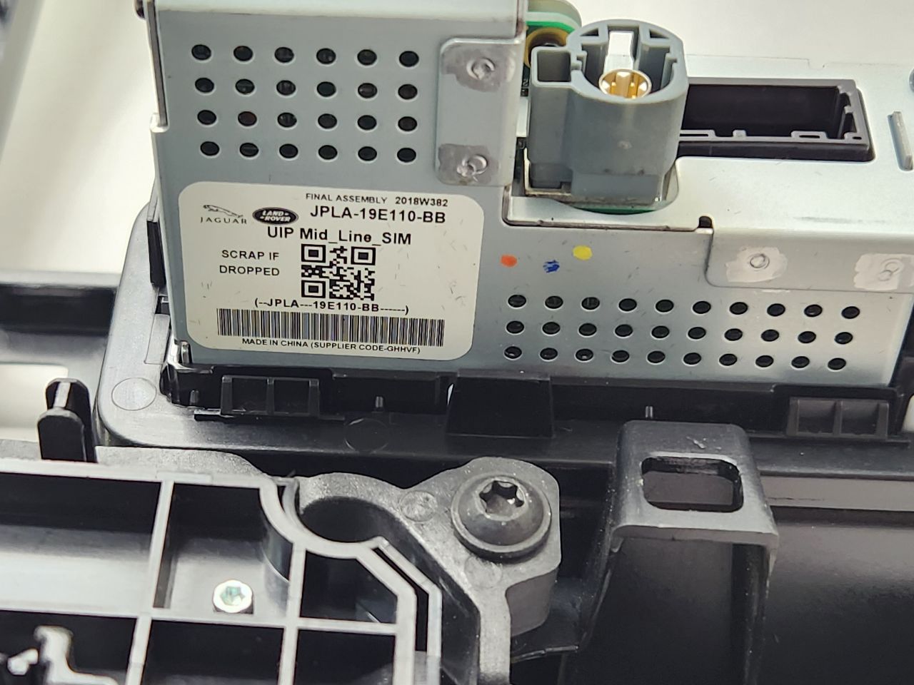 2019 LAND ROVER RANGE ROVER Console, Front - 491475 — photo 4