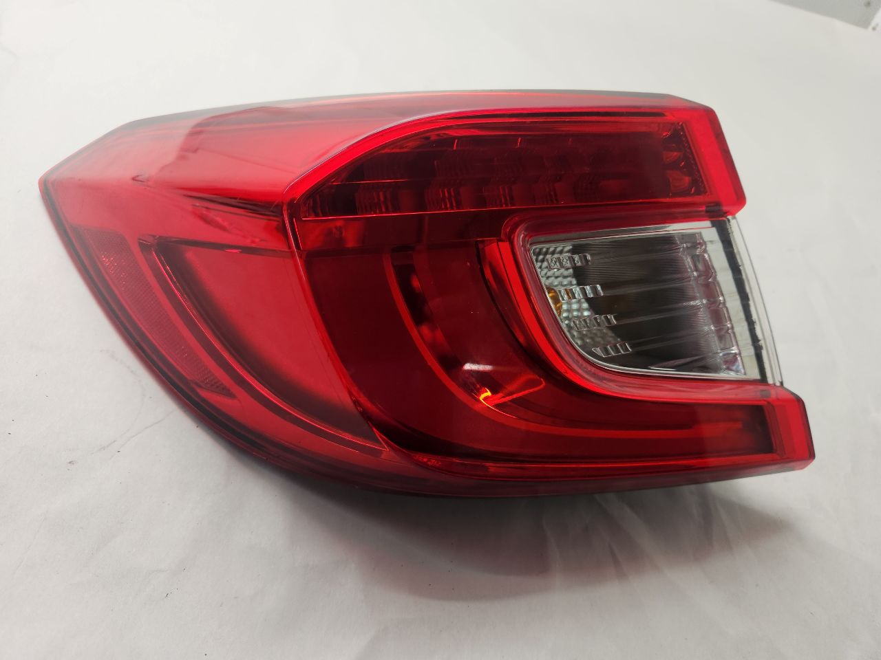 2020 HONDA ACCORD Left TAIL LAMP - 491502 — photo 1