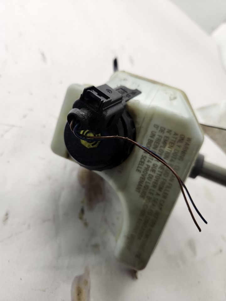 2015 VOLKSWAGEN CC BRAKE MASTER CYL - 491606 — photo 2