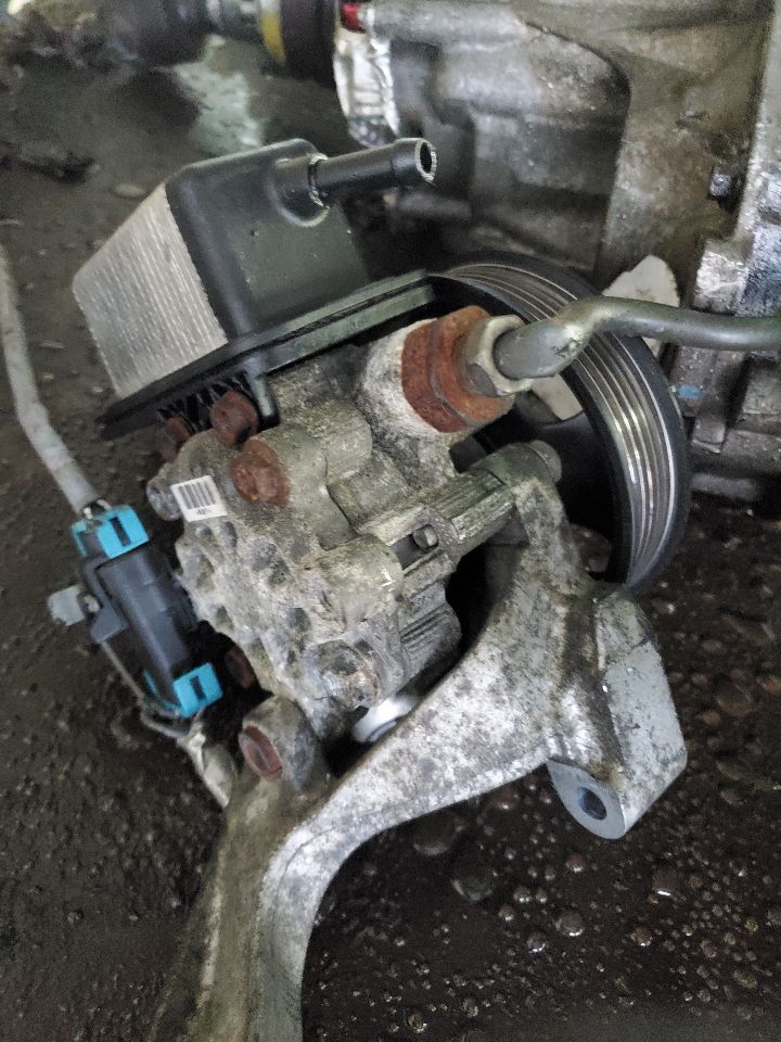 2012 GMC TERRAIN PS Pump/Motor - 491640 — photo 4