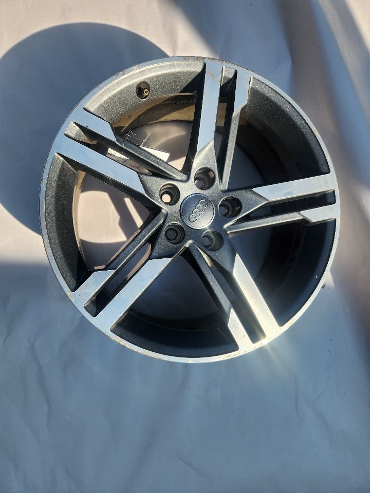 2017 AUDI A4 WHEEL - 491648 — photo 1