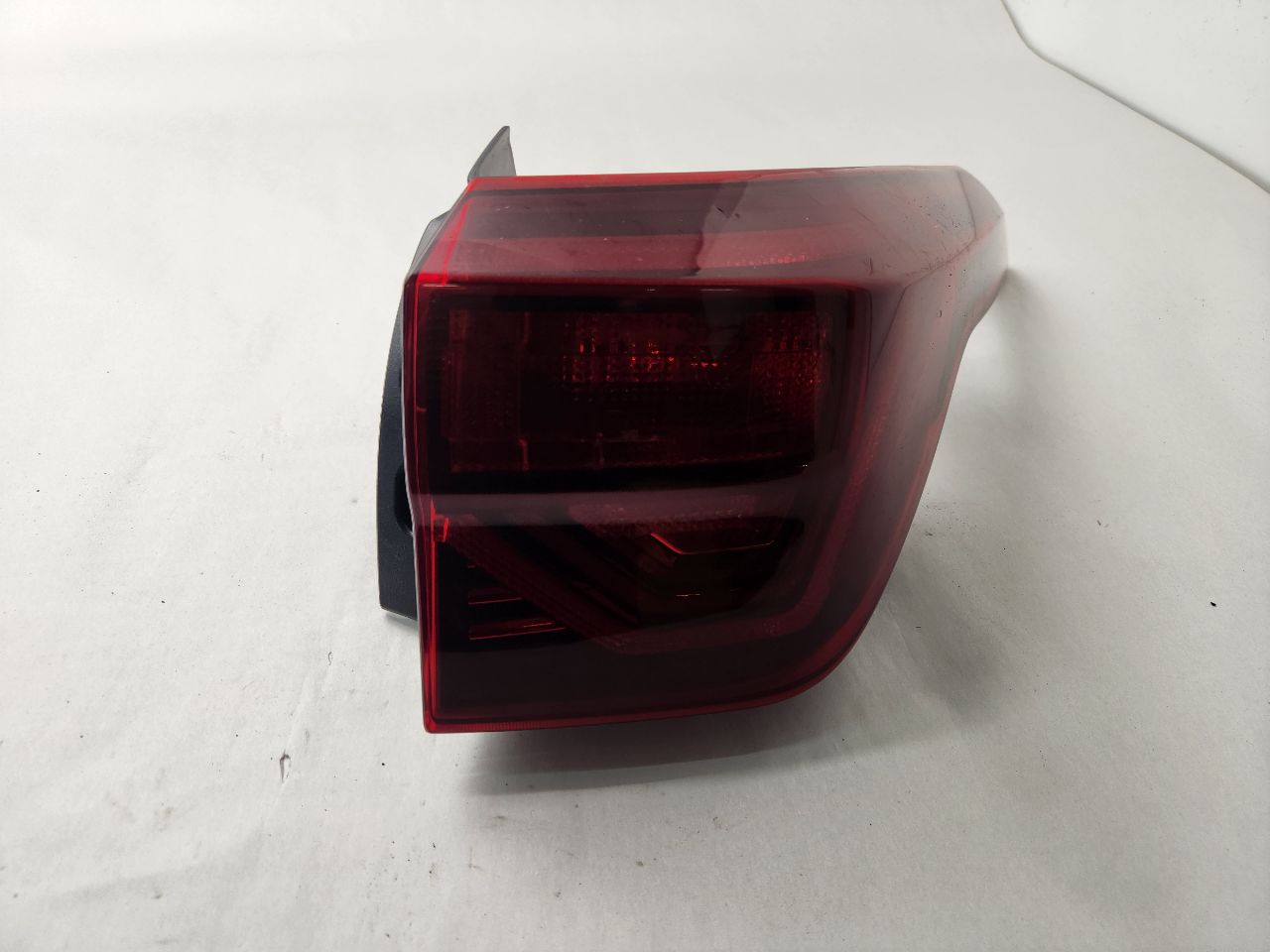 2021 KIA SELTOS Right TAIL LAMP - 491676