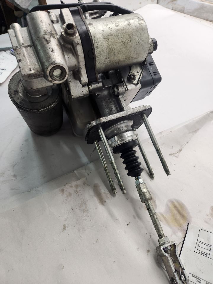 2013 NISSAN NV 2500 BRAKE MASTER CYL - 491687