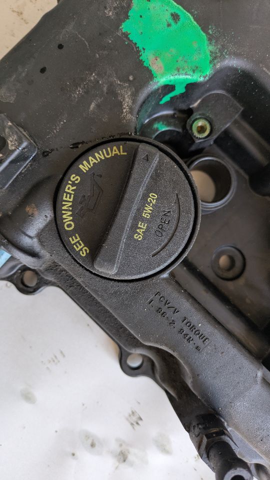 2013 KIA SORENTO VALVE COVER - 491709 — photo 2