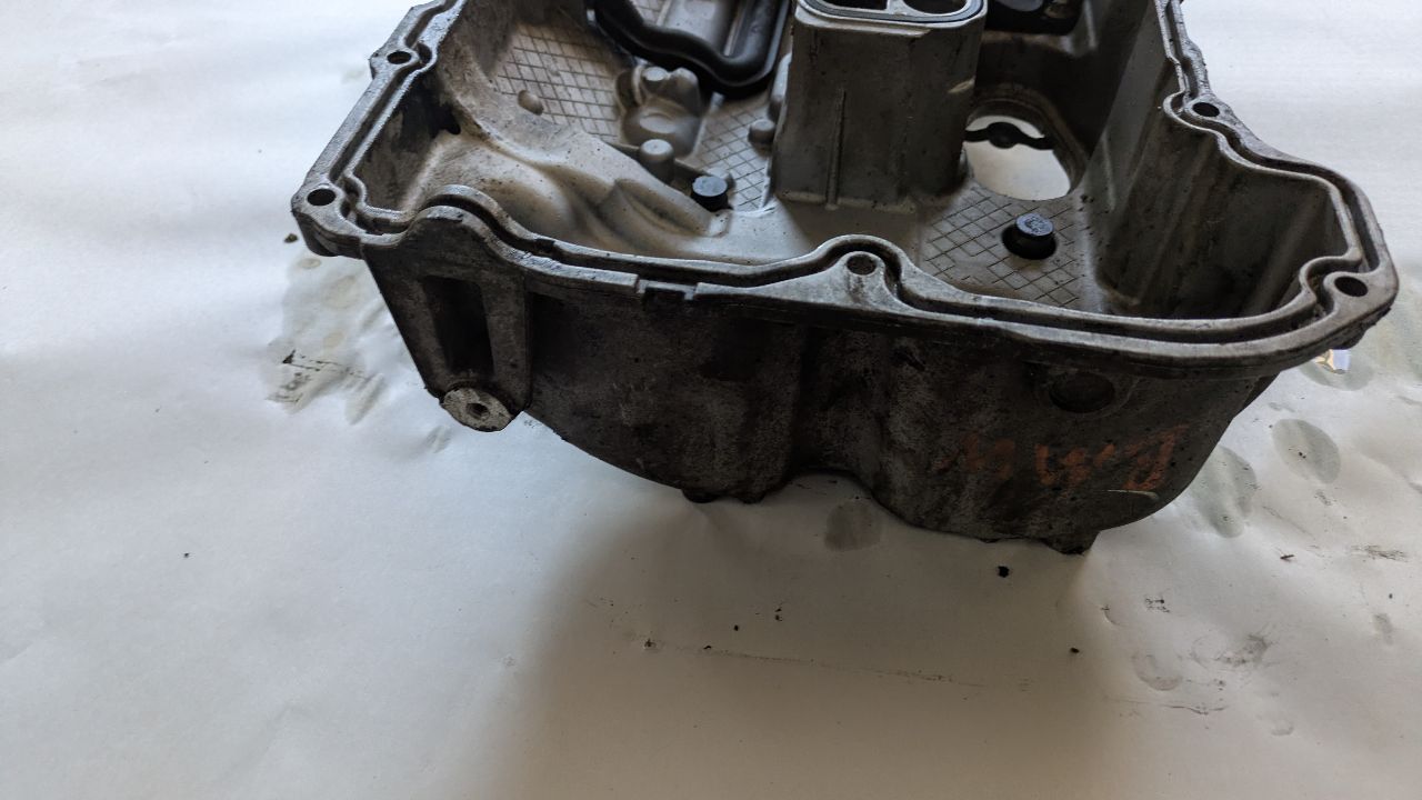 2014 BMW M5 VALVE COVER - 491715 — photo 3