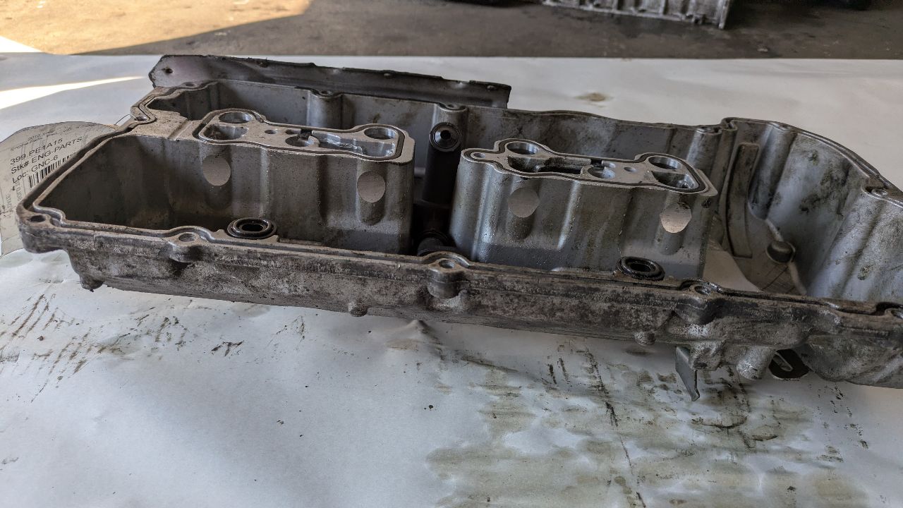 2014 BMW M5 VALVE COVER - 491715 — photo 4