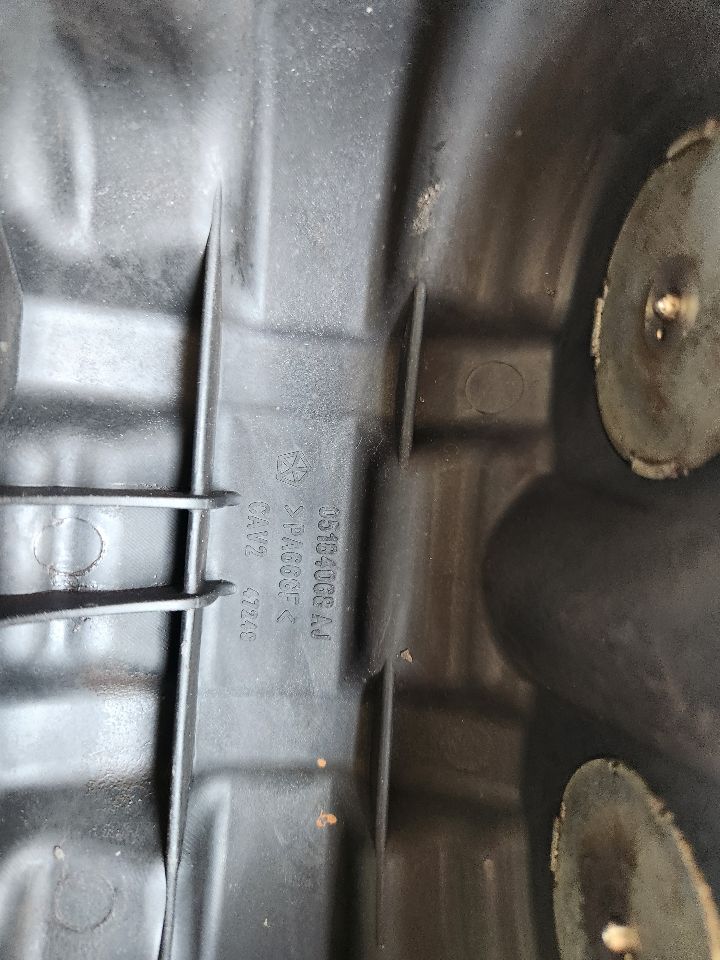 2014 DODGE JOURNEY VALVE COVER - 491719 — photo 4