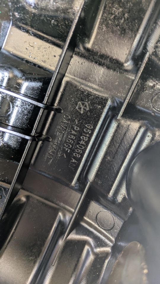 2014 DODGE JOURNEY VALVE COVER - 491723 — photo 5