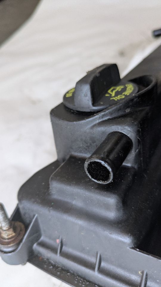 2015 JEEP PATRIOT VALVE COVER - 491726 — photo 4