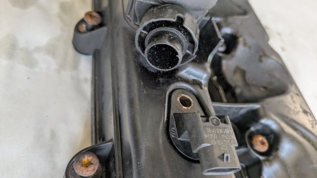 2014 MERCEDES-BENZ SPRINTER 2500 VALVE COVER - 491765 — photo 3