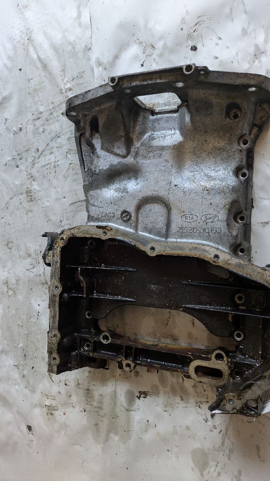 2011 KIA SORENTO OIL PAN - 491817 — photo 1