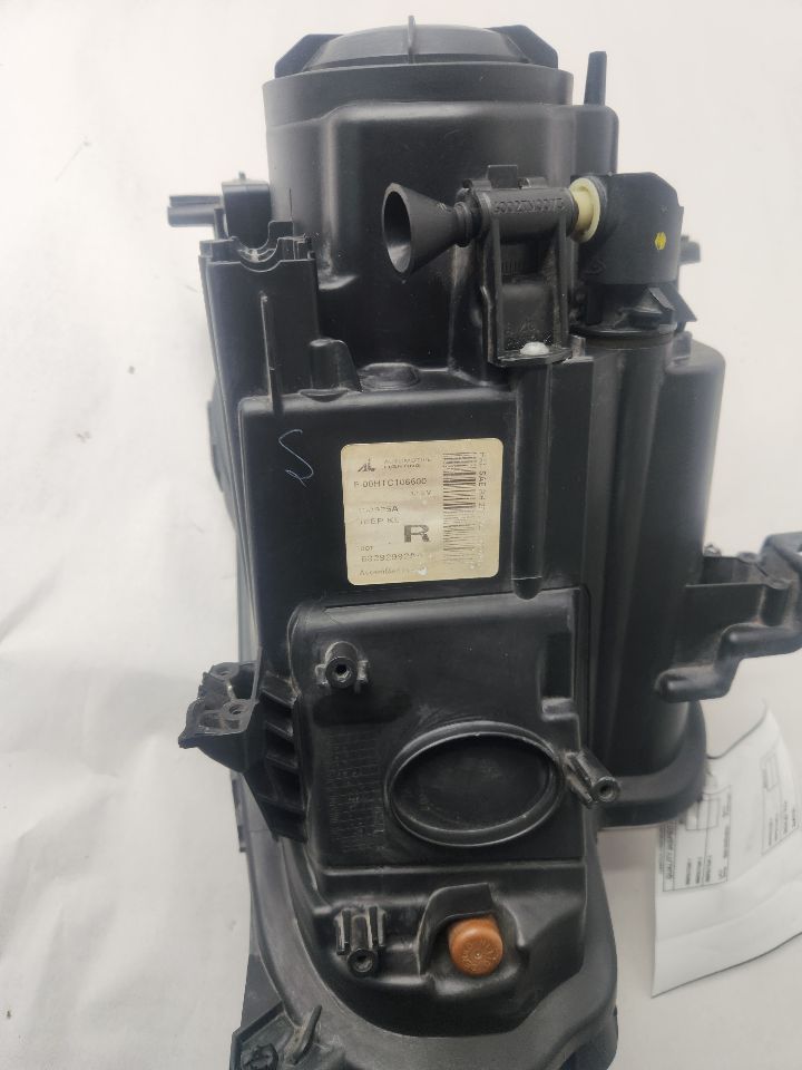 2016 JEEP CHEROKEE Right HEADLAMP ASSEMBLY - 491902 — photo 1