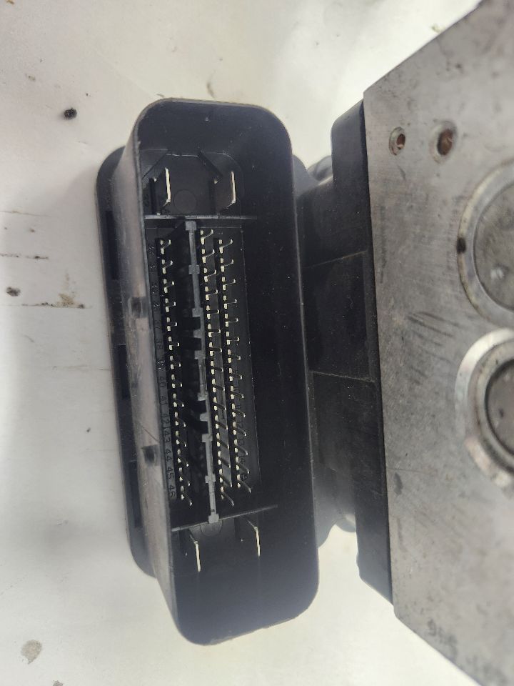 2011 FORD EDGE Anti-lock Brake Pts - 491973 — photo 2