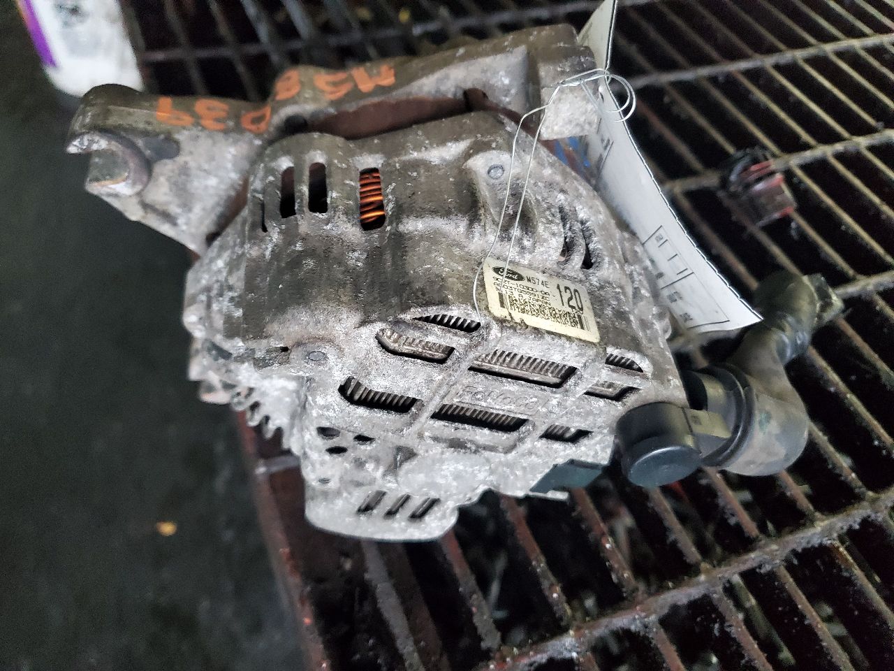 2013 FORD E250 VAN ALTERNATOR - 491978 — photo 2