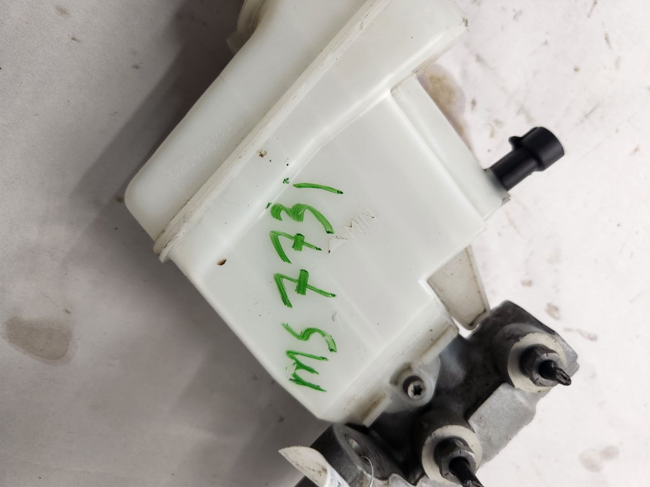 2018 JEEP RENEGADE 2.4L 4cyl Gasoline VVT BRAKE MASTER CYL - 492357 — photo 4