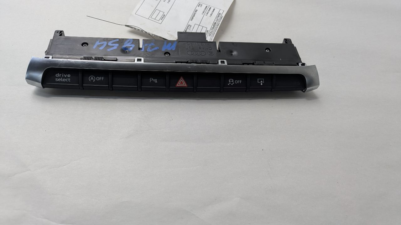 2017 AUDI S3 Dsh/Int/Seat Switch - 492371 — photo 1