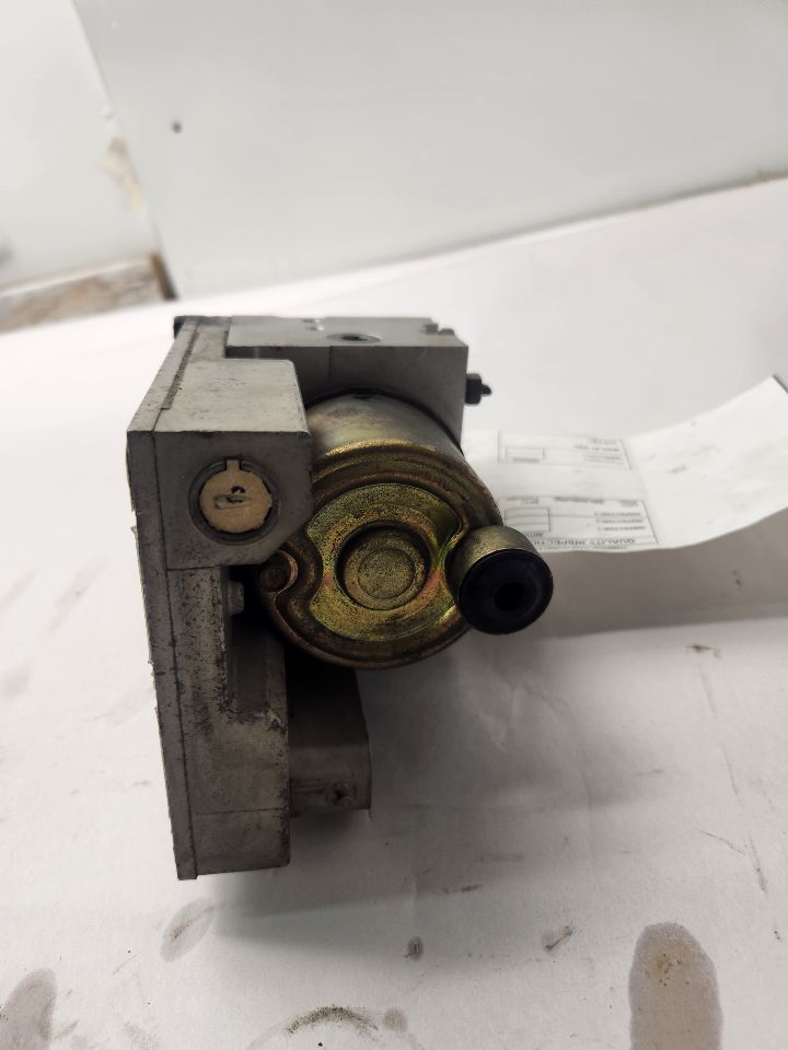 2000 SUZUKI VITARA Anti-lock Brake Pts - 492532