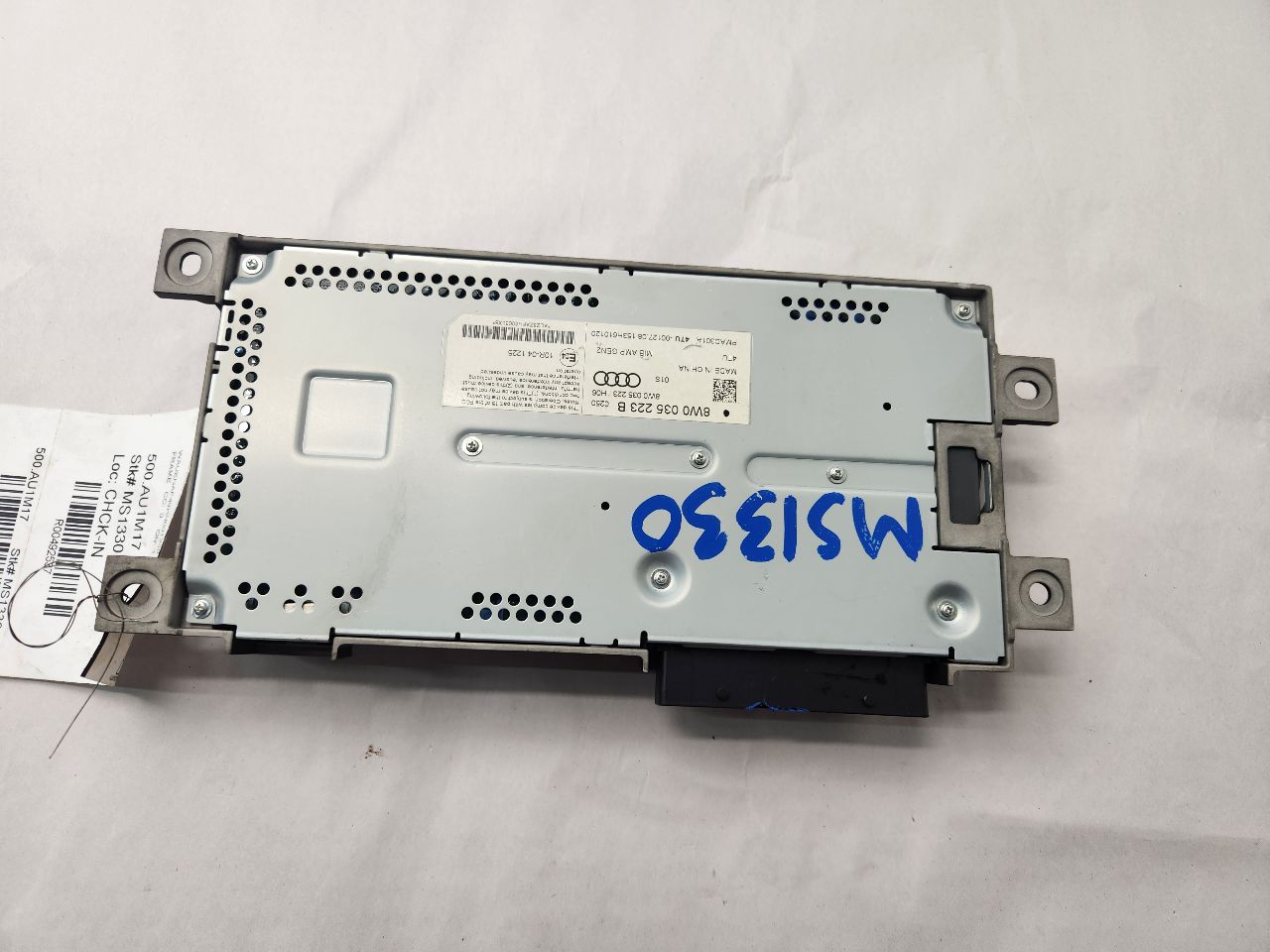 2017 AUDI A4 Radio Audio - 492537 — photo 4