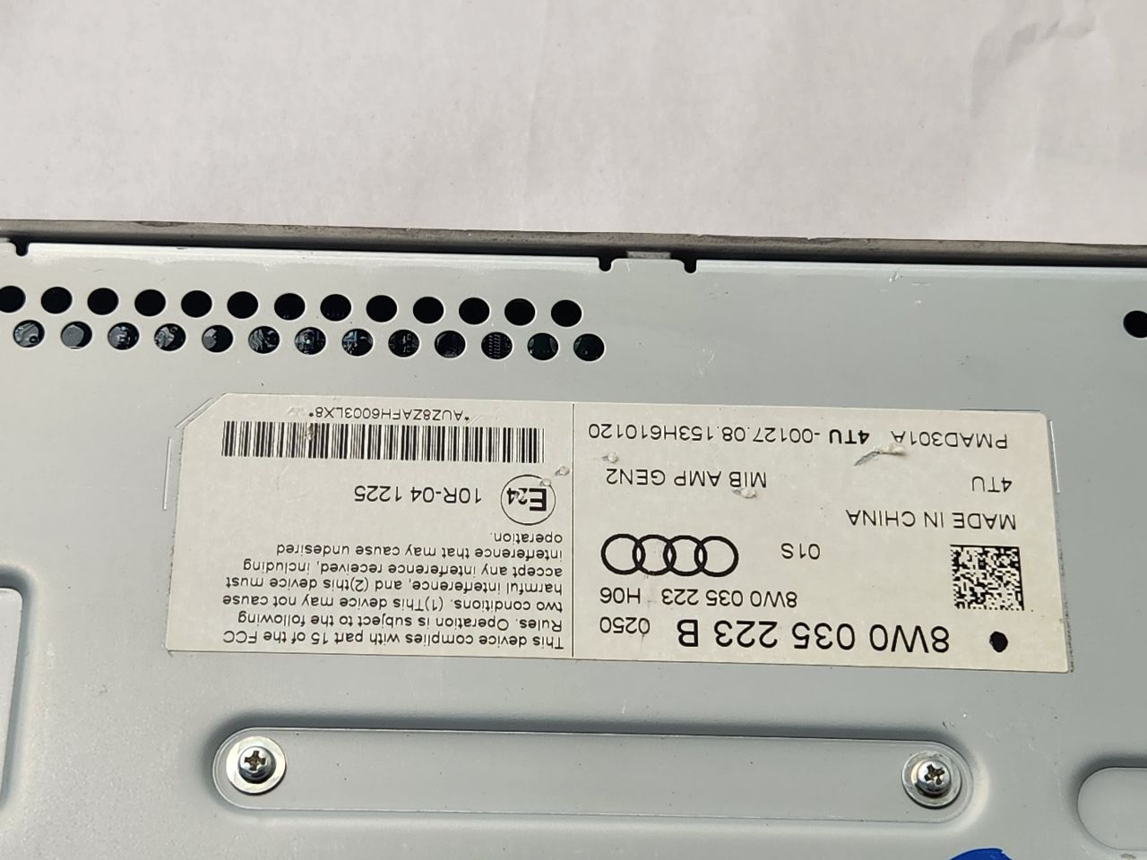 2017 AUDI A4 Radio Audio - 492537 — photo 5
