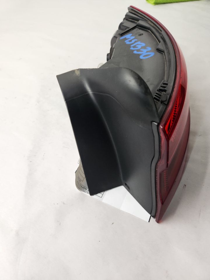 2017 AUDI A4 Left TAIL LAMP - 492540 — photo 3
