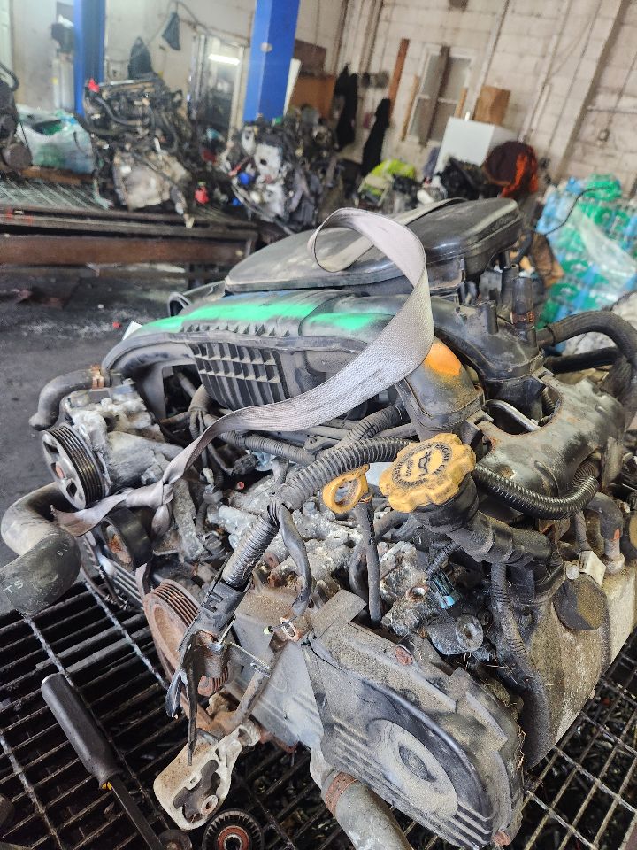 2011 SUBARU LEGACY ENGINE ASSEMBLY - 492571 — photo 2