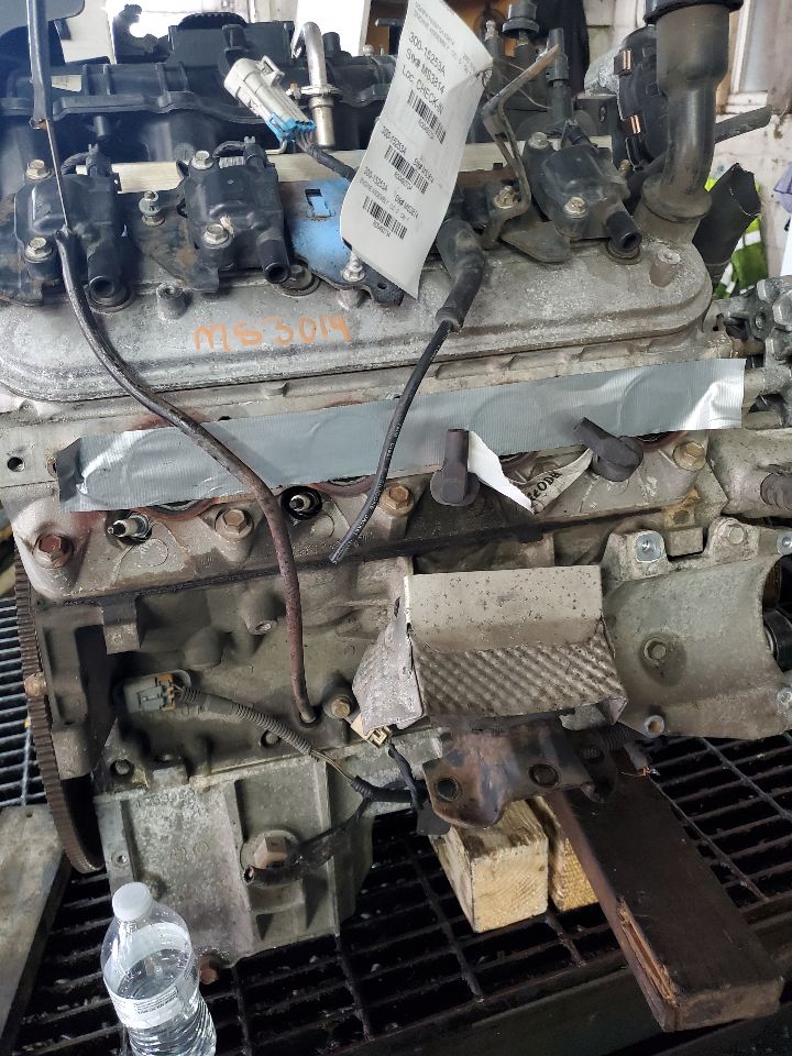 2007 CHEVROLET SUBURBAN 1500 8cyl Gasoline 5.3 FLEX ENGINE ASSEMBLY - 492734 — photo 2