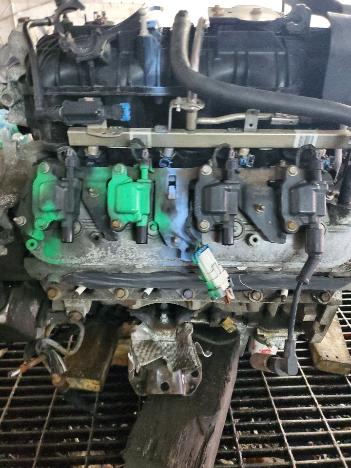 2007 CHEVROLET SUBURBAN 1500 8cyl Gasoline 5.3 FLEX ENGINE ASSEMBLY - 492734 — photo 4
