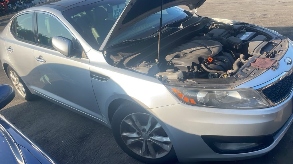 2013 KIA OPTIMA BUMPER ASSY, FRONT - 492808 — photo 5