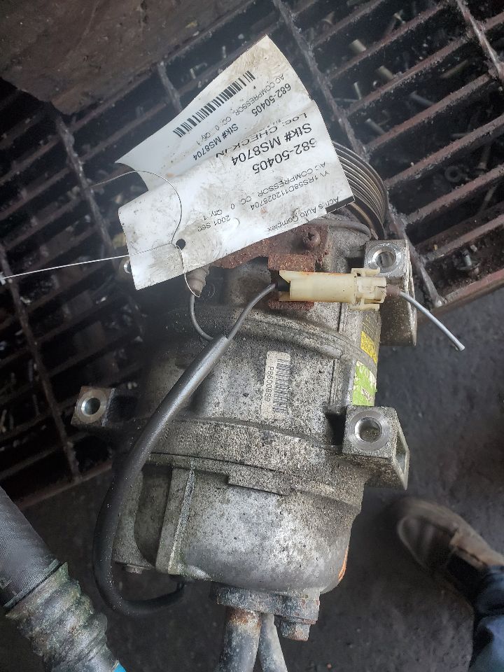 2001 VOLVO 60 SERIES AC COMPRESSOR - 492833 — photo 1