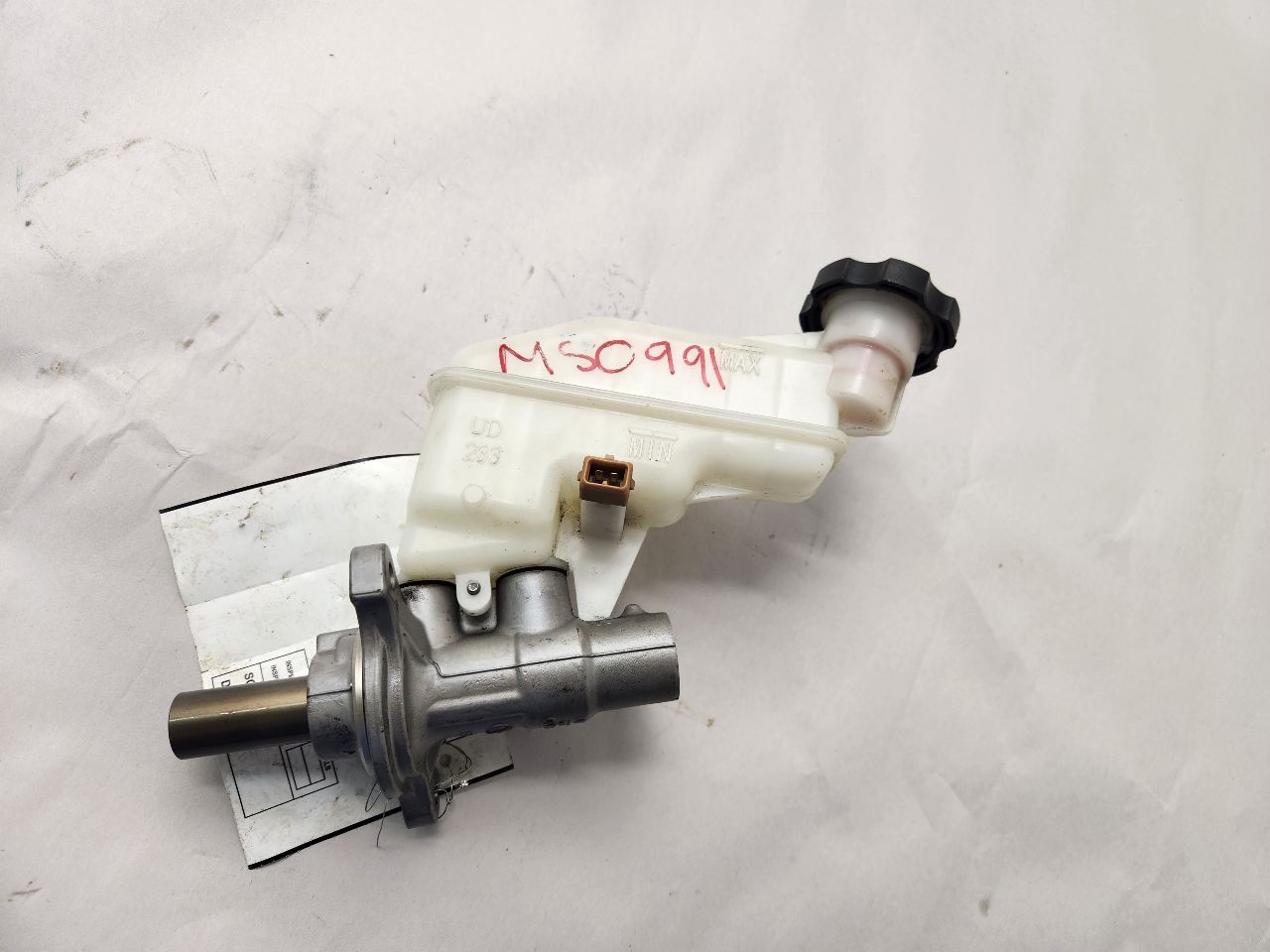 2015 HYUNDAI ELANTRA BRAKE MASTER CYL - 492875 — photo 3