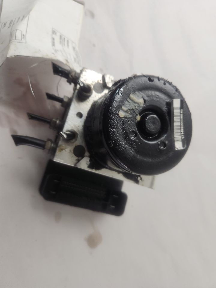 2012 FORD FOCUS Anti-lock Brake Pts - 492883 — photo 1