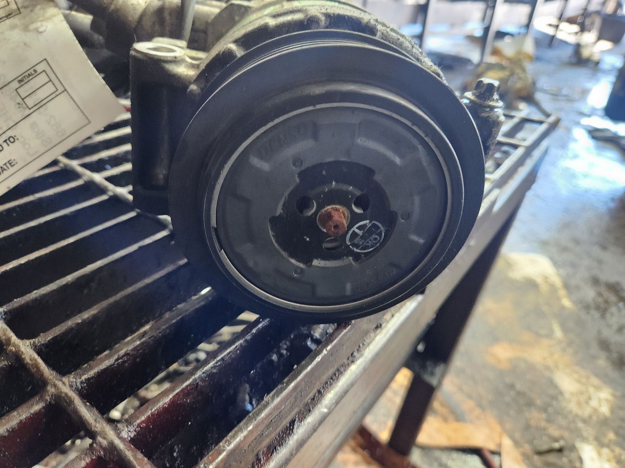 2006 MERCEDES-BENZ CLK AC COMPRESSOR - 492976 — photo 2