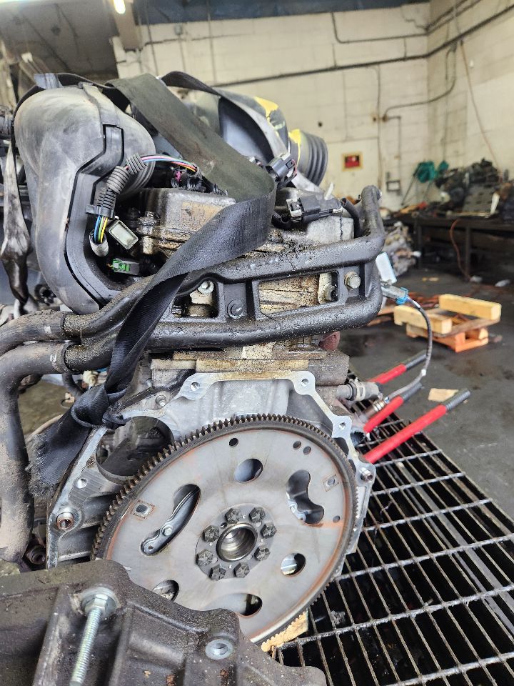 2008 GMC ENVOY ENGINE ASSEMBLY - 493155 — photo 3