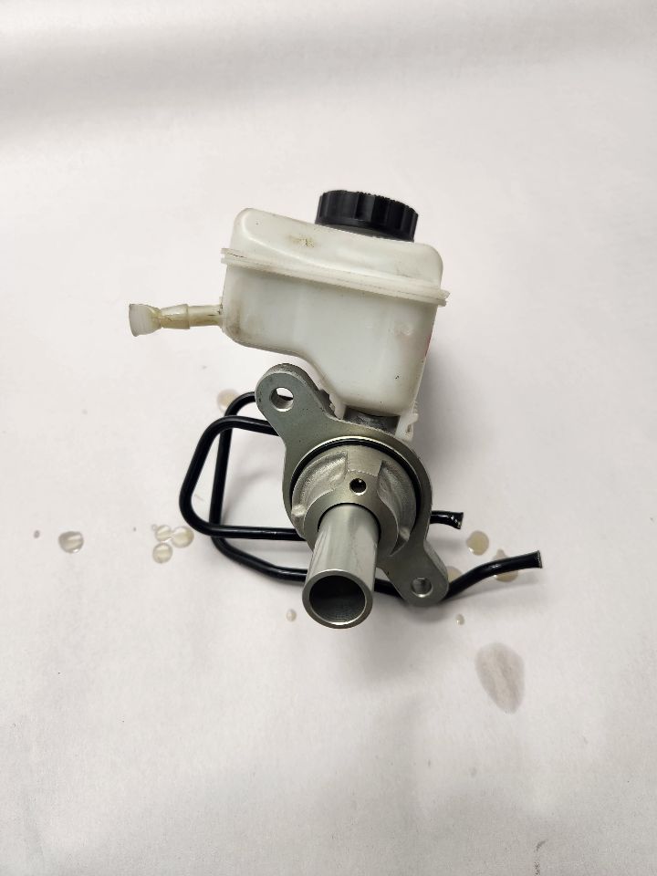 2022 MINI COOPER COOPER 1.5L 3cyl Gasoline BRAKE MASTER CYL - 493202 — photo 6