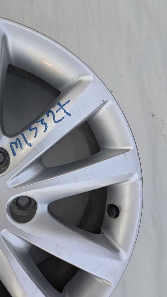 2016 CHRYSLER TOWN & COUNTRY WHEEL - 493211 — photo 5