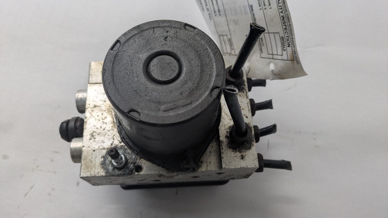 2007 CHEVROLET SUBURBAN 1500 8cyl Gasoline 5.3 FLEX Anti-lock Brake Pts - 493235 — photo 1