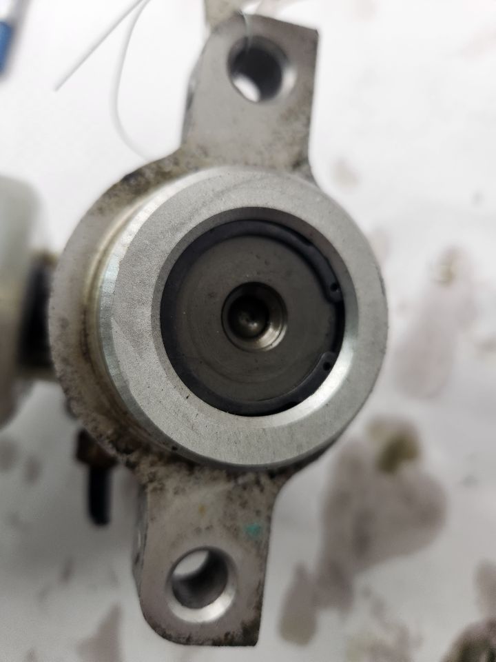 2007 CHEVROLET SUBURBAN 1500 8cyl Gasoline 5.3 FLEX BRAKE MASTER CYL - 493236 — photo 6