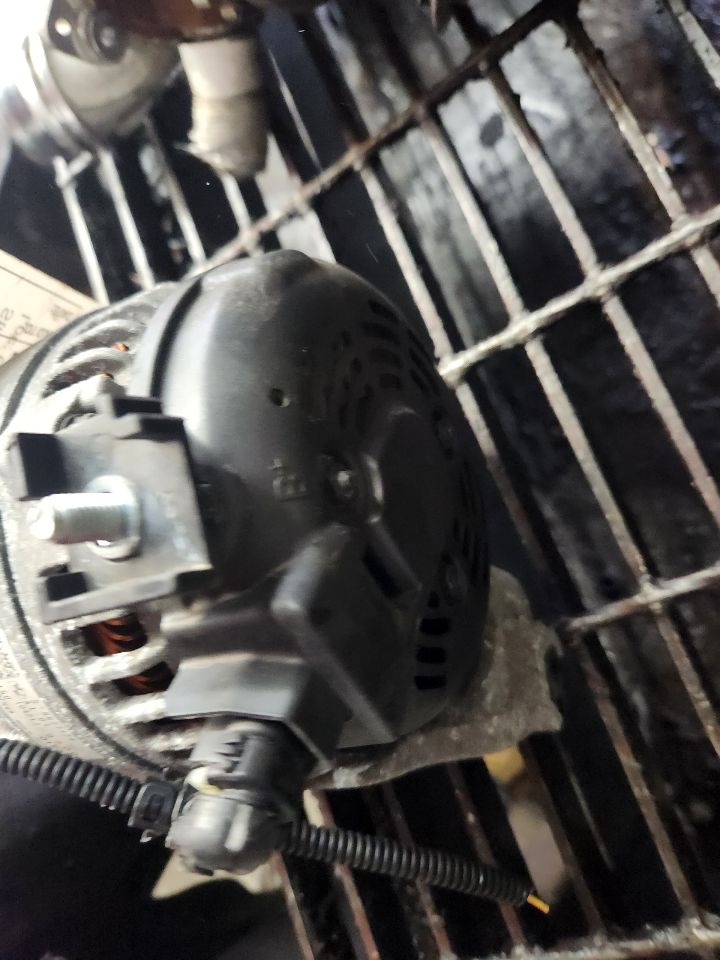 2022 MINI COOPER COOPER 1.5L 3cyl Gasoline ALTERNATOR - 493260 — photo 3