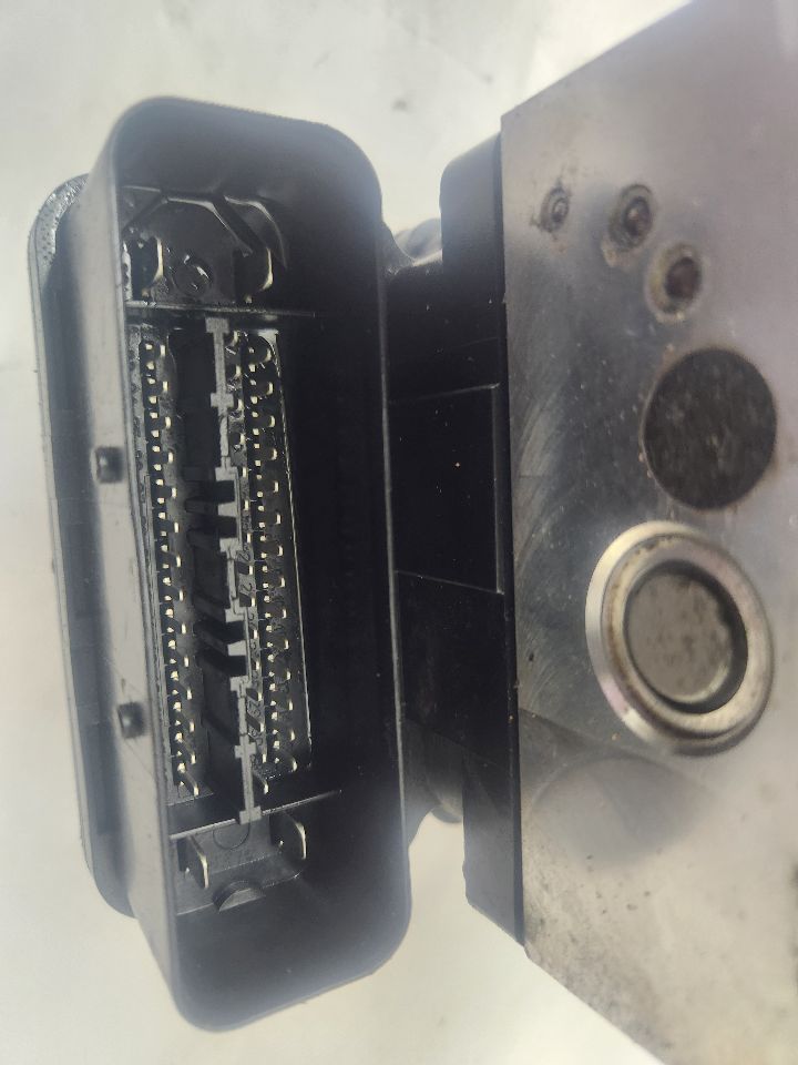 2010 HONDA INSIGHT Anti-lock Brake Pts - 493319 — photo 2
