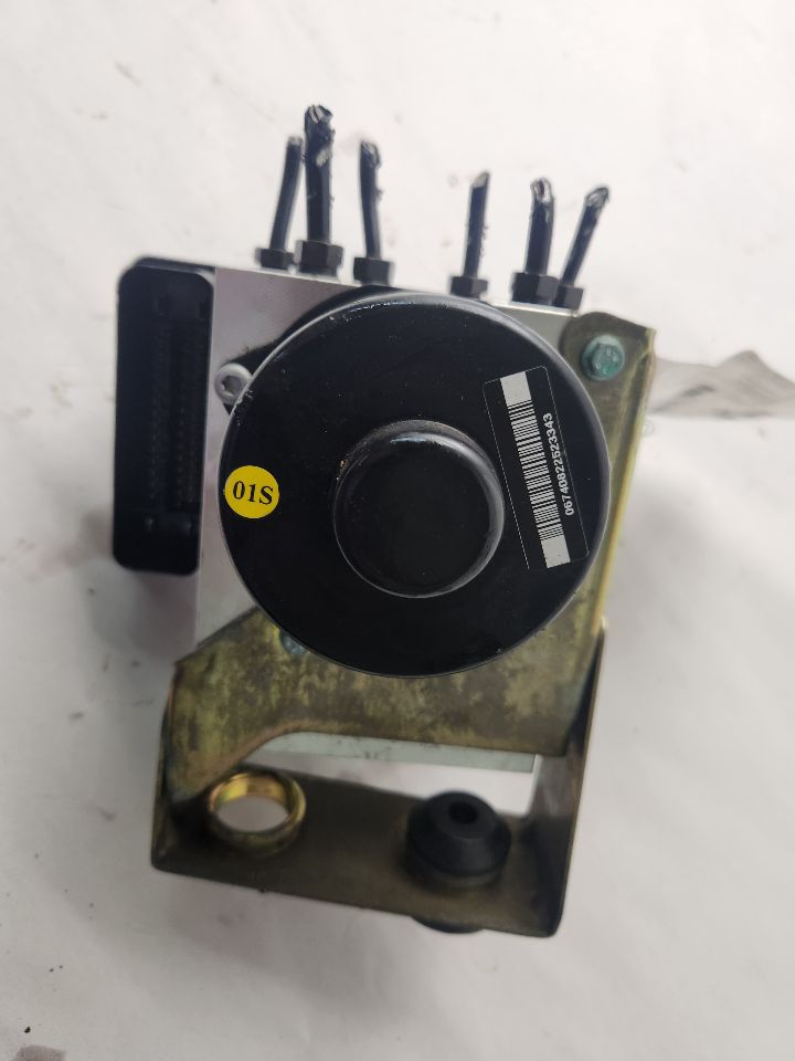 2005 PORSCHE CAYENNE Anti-lock Brake Pts - 493614