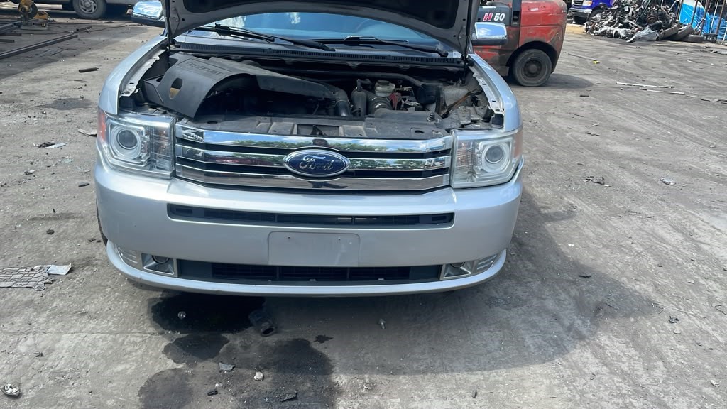 2010 FORD FLEX BUMPER ASSY, FRONT - 493680 — photo 5