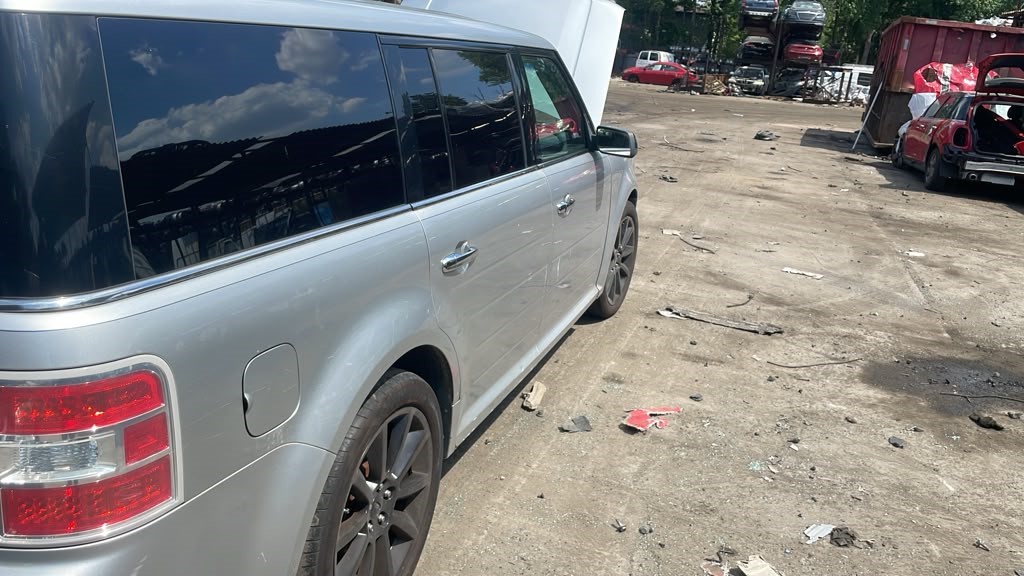 2010 FORD FLEX BUMPER ASSY, FRONT - 493680 — photo 8