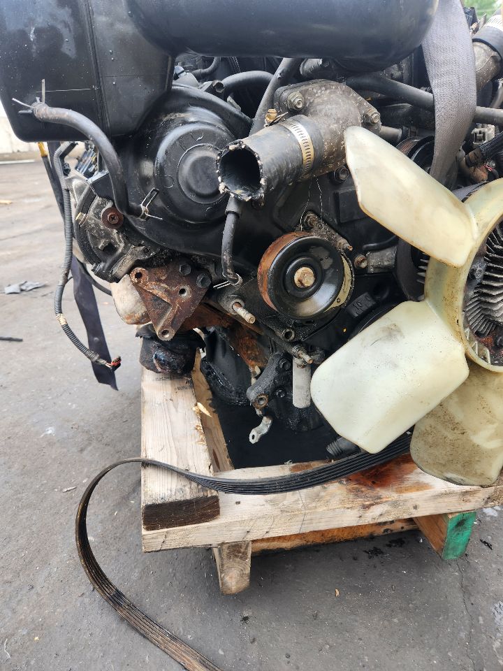 2006 LEXUS GX470 ENGINE ASSEMBLY - 493722 — photo 6