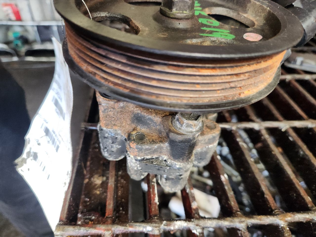 2006 LEXUS GX470 PS Pump/Motor - 493727 — photo 2